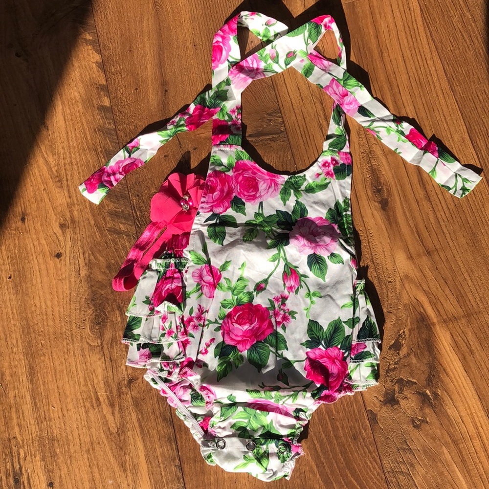 2 piece Princessasa Floral Romper with Ruffles. Sz S (9-12 m) W/ Headband